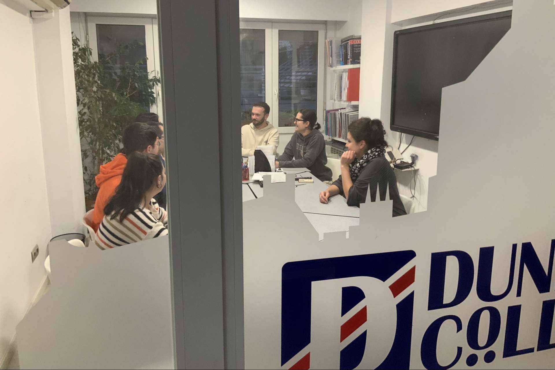 Dunedin College, academia de inglés en Granada que ofrece preparación para exámenes oficiales de Cambridge y Aptis