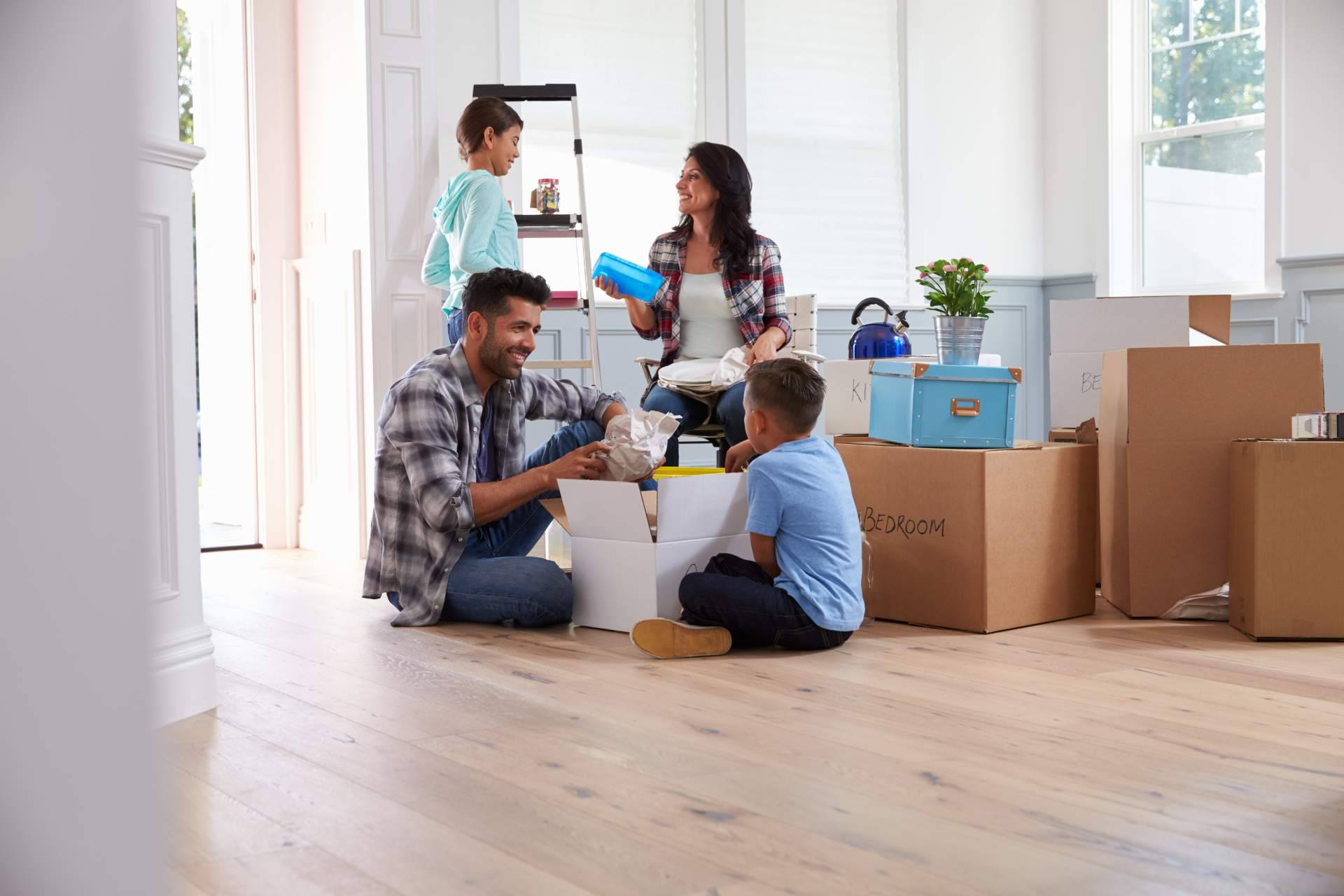 Nuevas oportunidades para obtener la residencia en España a través del arraigo social