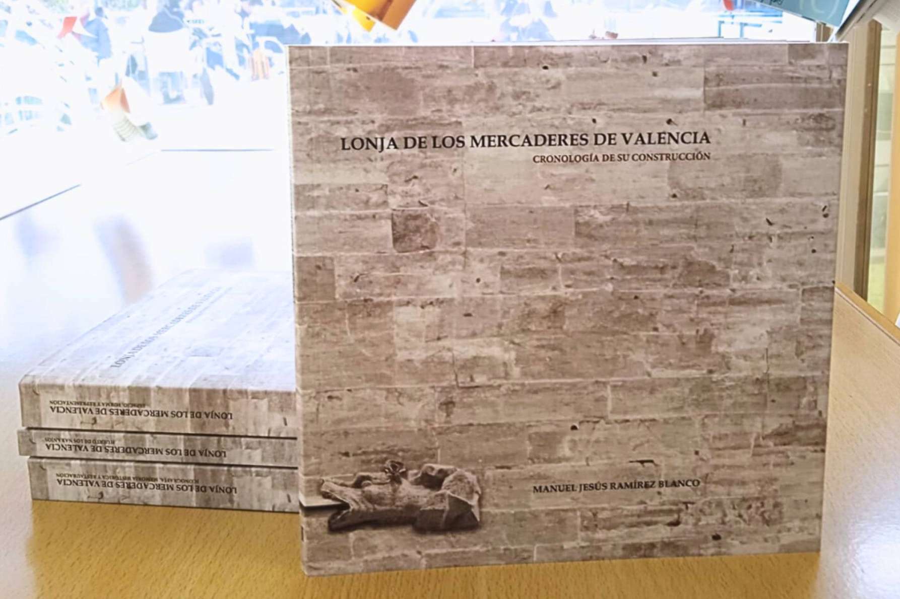 Cuatro volúmenes para comprender la Lonja de los Mercaderes; nueva propuesta de Editorial UPV