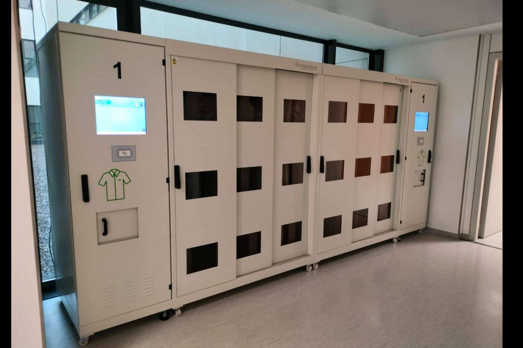 Digitalización en la distribución de uniformes, de procesos manuales a soluciones automatizadas