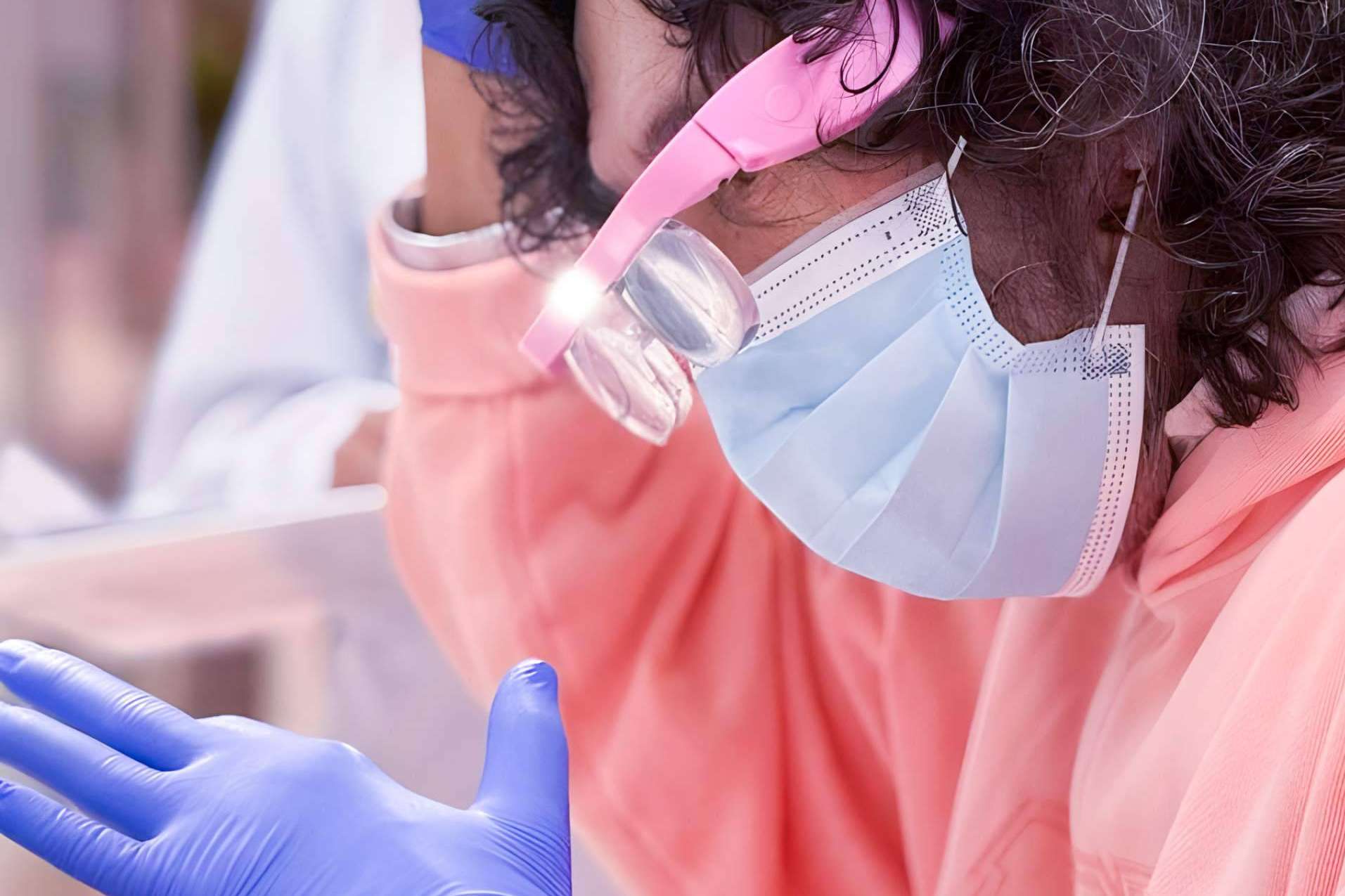 Más allá de los dientes; la importancia oculta de las encías