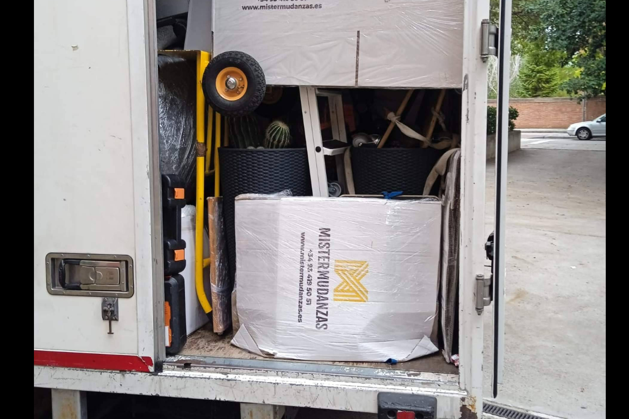 Mistermudanzas refuerza su presencia como empresa de mudanzas en Sant Cugat con servicios personalizados