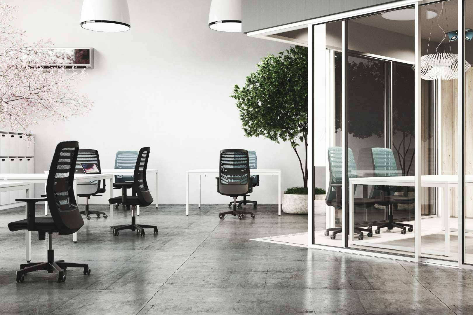 SYC Mobiliario impulsa el mobiliario oficina adaptado al teletrabajo, con cabinas acústicas y sillas ergonómicas