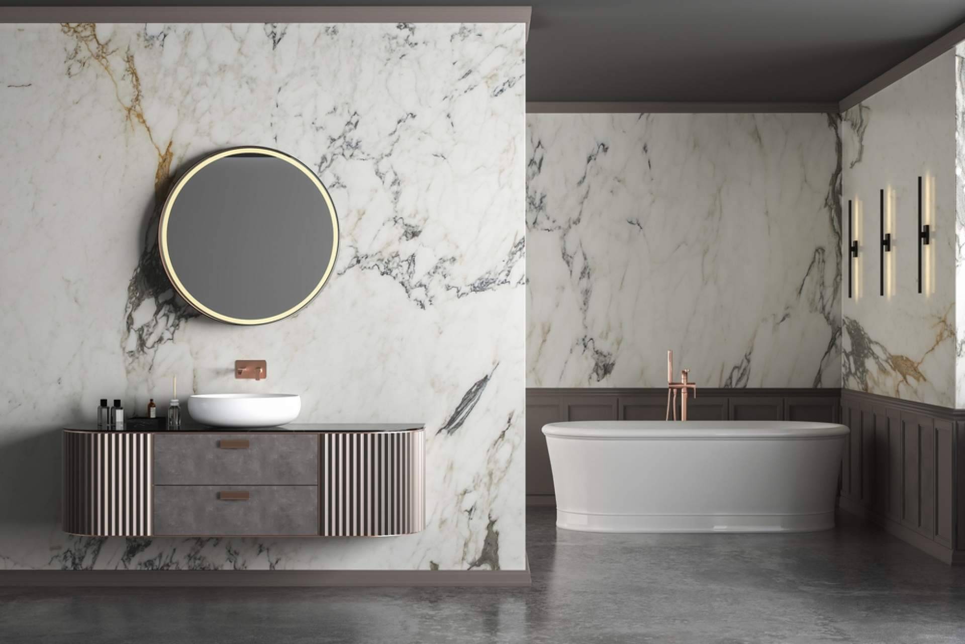 Desde Sevilla, Balnearian ofrece muebles de baño online, mamparas y platos de ducha con envío gratuito