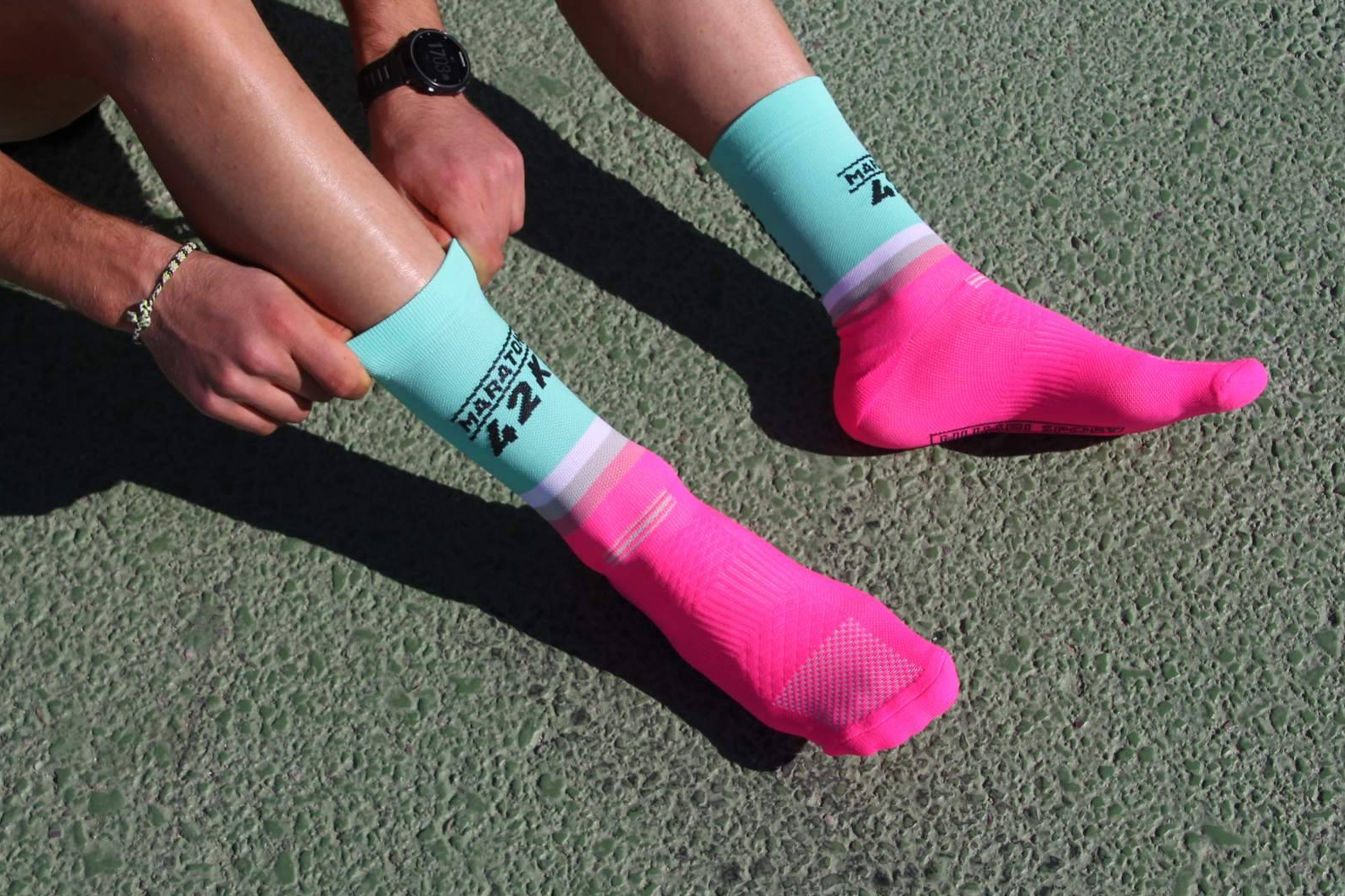 Calcetines running, el detalle técnico que marca la diferencia en una maratón