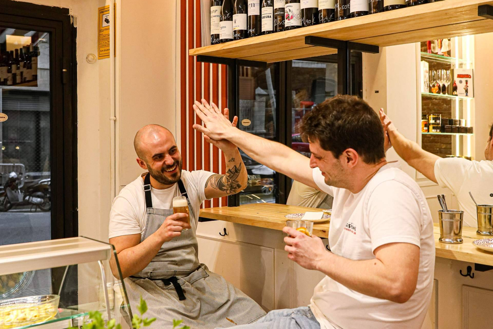 Llenar entre semana sin descuentos; el cambio que está transformando la restauración
